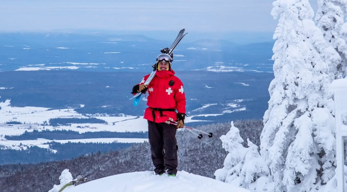 Dave Tepper holding his Renoun Citadel 107 skis. Photo by Ian Potter