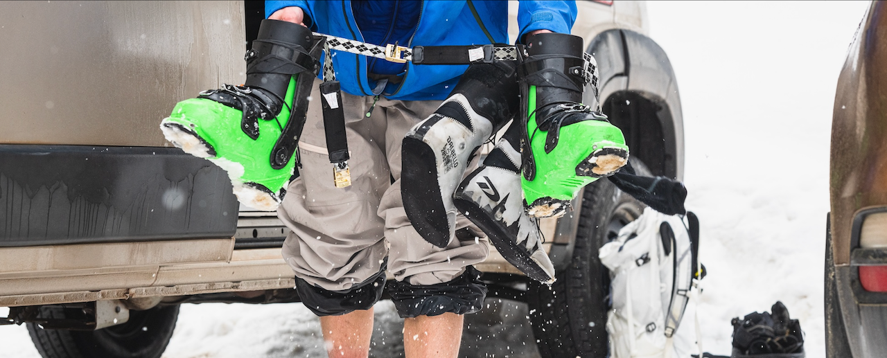 Walking with ski boots