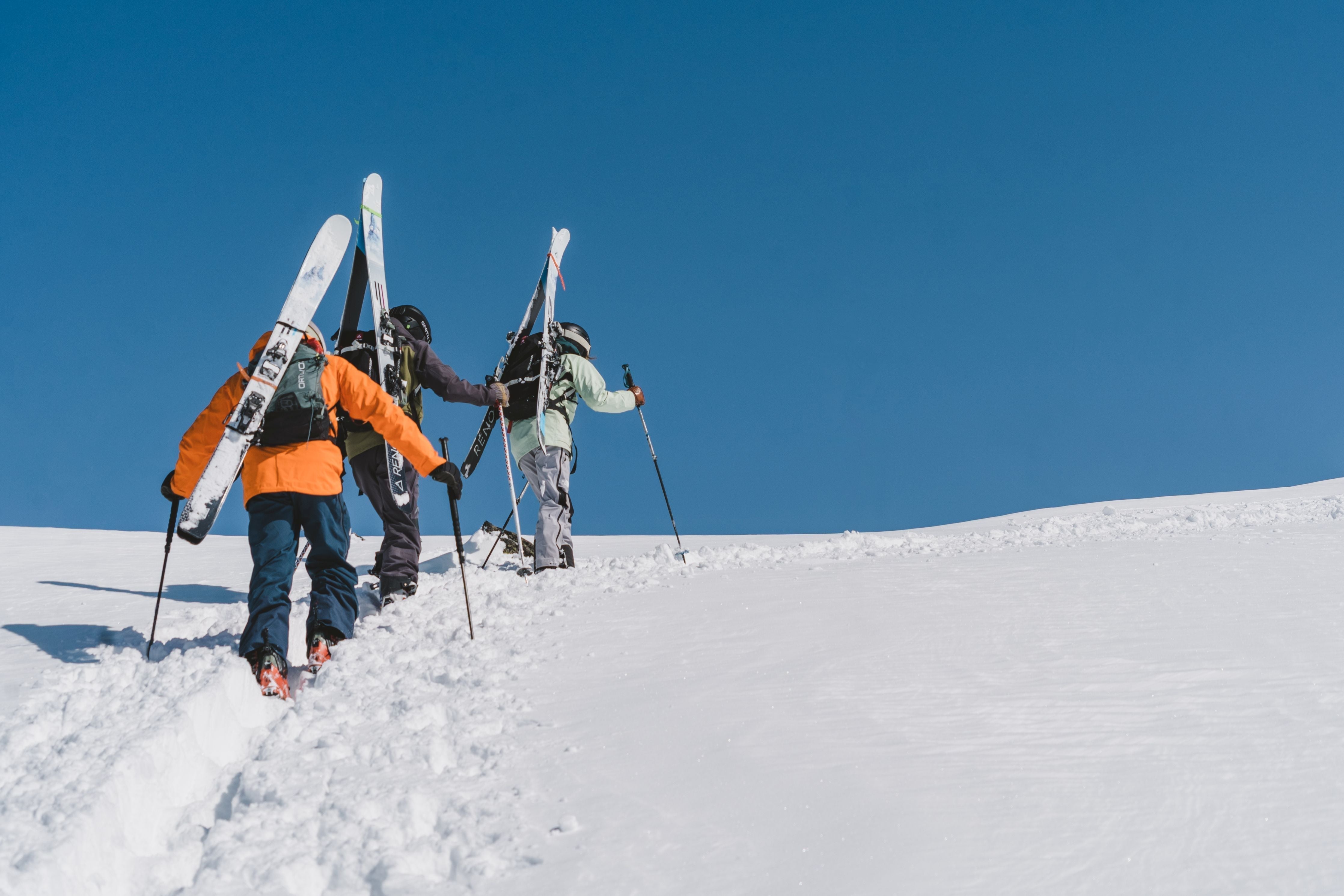 RenounPro members trekking uphill in France